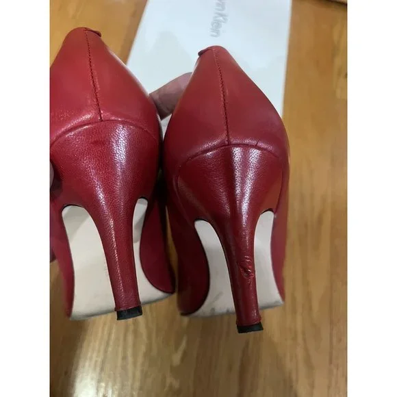 Calvin Klein Red Shoes Size 9.5 Pointed Toe Leather  Pumps With Small Heel - Picture 5 of 7